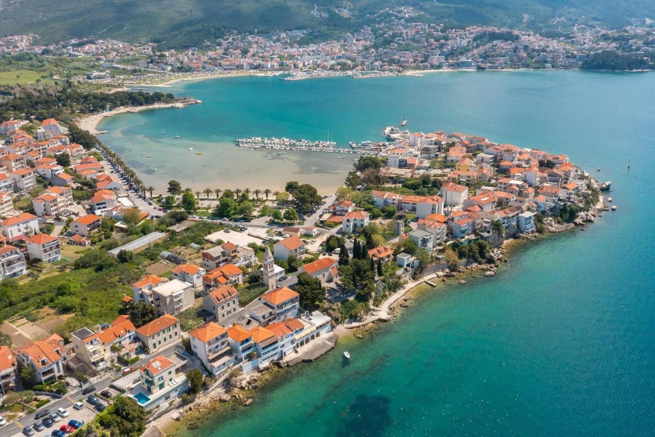 Vue - 3 Floor Private House By The Sea Počitniška hiša
